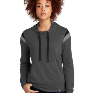 New Era  Ladies Heritage Blend Varsity Hoodie LNEA108