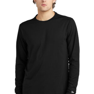 New Era  Heritage Blend Long Sleeve Crew Tee. NEA102