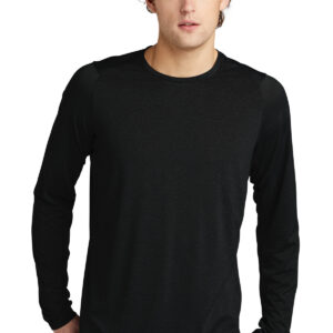New Era  Series Performance Long Sleeve Crew Tee. NEA201